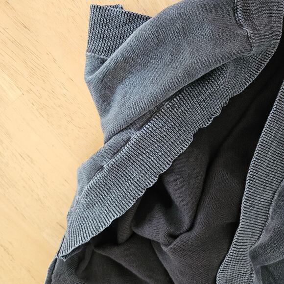 Barefoot Dreams Sunbleached Knit Poncho In Faded Black One Size - Picture 10 of 13